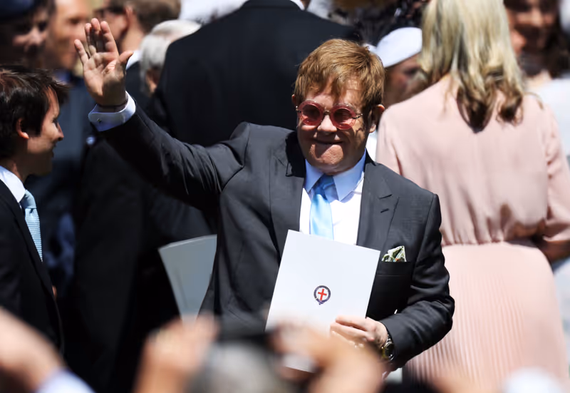 Abbildung von: Elton John hat gesungen