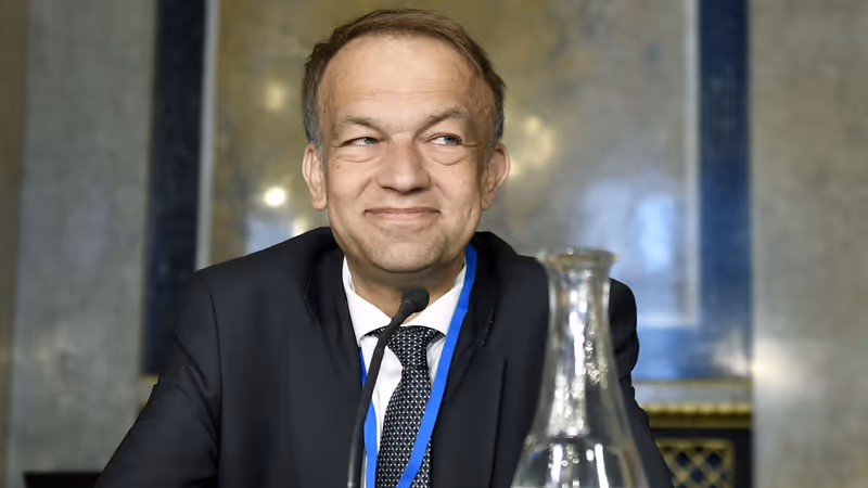 Abbildung von: Lukas: Hätte beiden Seiten einen Vergleich empfohlen