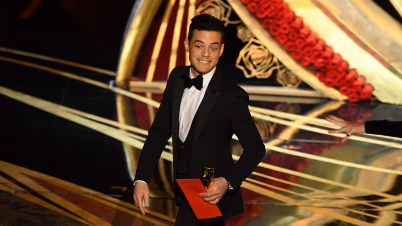 Abbildung von: Rami Malek bekommt den Oscar