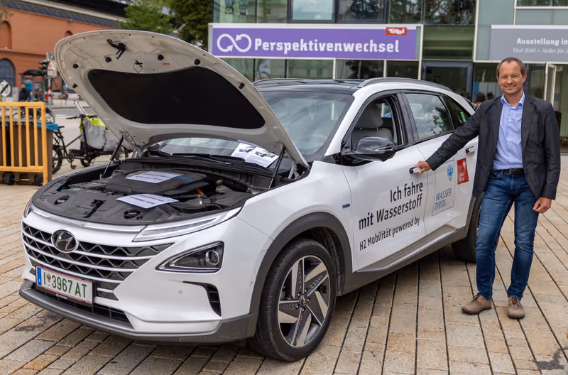 Abbildung von: 🚗 Wasserstoff-Mobilität selbst erfahren