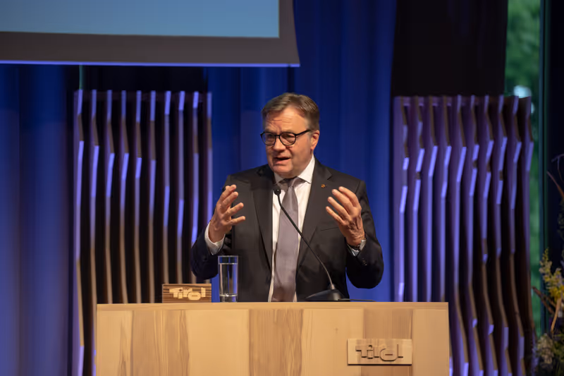 Abbildung von: 👍 LH Günther Platter: "Comeback des Tourismus ist gelungen"