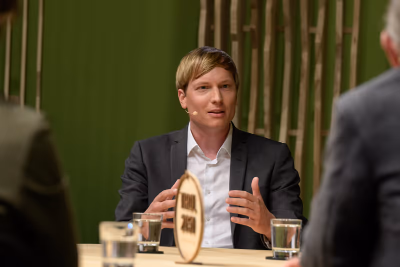 Abbildung von: 💬 🔋🔌💡 Nikolaus Fleischhacker „Ich verzichte auf das eigene Auto und nutze Carsharing“