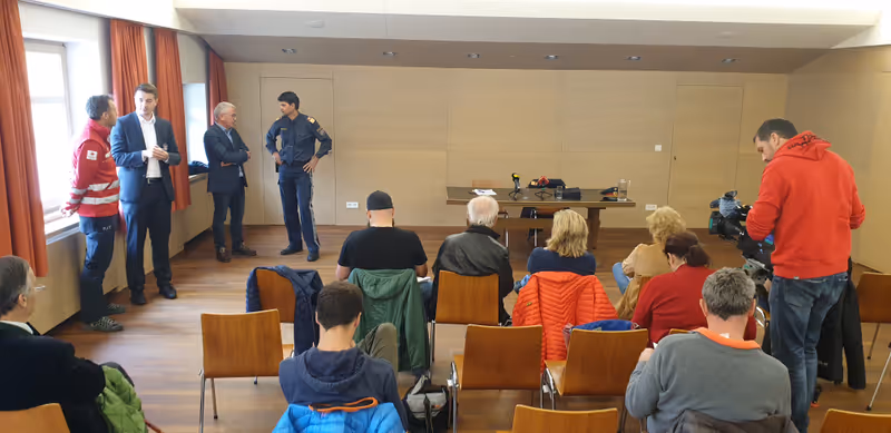 Abbildung von: Noch wird gewartet