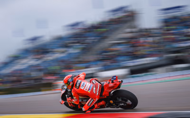 Abbildung von: Marquez gewann Sprint und holte sich Pole-Position