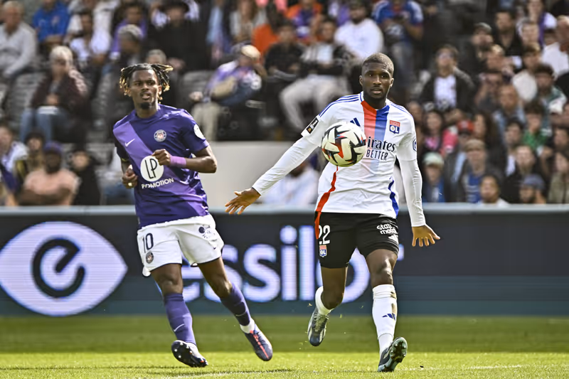 Abbildung von: Doch kein Zwangsabstieg: Serienmeister Lyon bleibt in Ligue 1