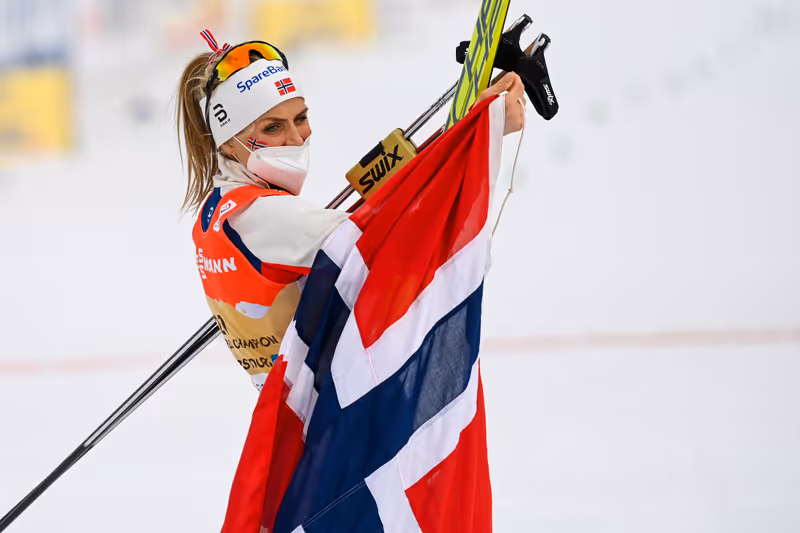 Abbildung von: Norwegens Langläuferinnen holten Staffelgold zurück