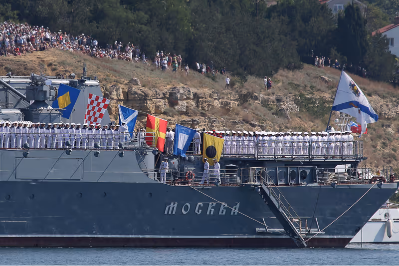 Abbildung von: Flaggschiff der russischen Schwarzmeerflotte ist gesunken