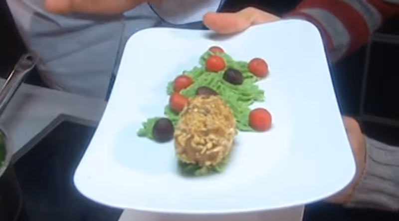 Abbildung von: 🎄 Weihnachtstraum für Klein und Groß: Der Christbaum am Teller