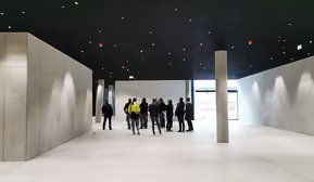Vor Ort 260 "Geiswinkler & Geiswinkler Architekten: Sicherheitszentrum Tirol und Bürogebäude ARE, Innsbruck"