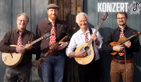 Matching Ties – Irish Folk