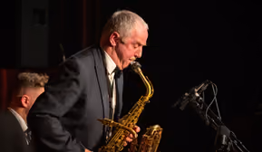 "Swinging Christmas" feat. Bramböck & Randolf