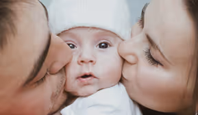 Baby an Bord: AK Infoabend zu Fristen, Karenz, Kindergeld & Co. 