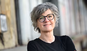 Literaturforum Schwaz: Lesung mit Doris Knecht