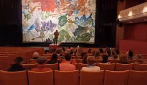 Kimscht Theaterfahrt – Don Quichotte mit Backstage-Führung