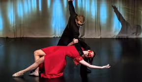 The moment I saw you again – Das junge, moderne Tanztheater