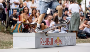 Red Bull LEDGEnds: Street-Skate-Contest
