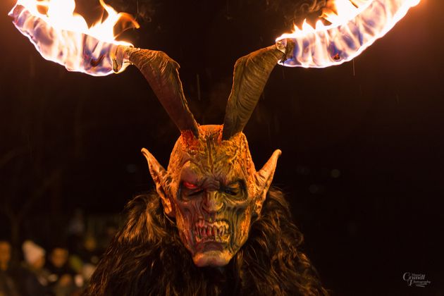 Krampusumzug in Jerzens im Pitztal mit den "Irzer Bertuifl".