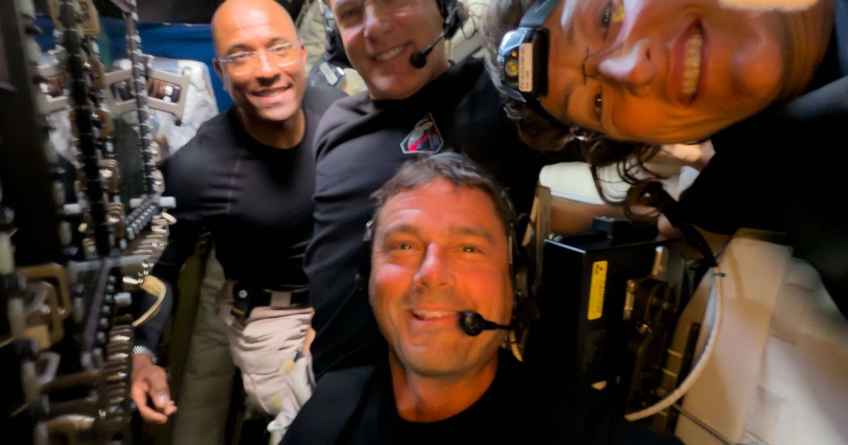 -Artemis-2-Crew-macht-sich-auf-den-Weg-zur-ck-zur-Erde