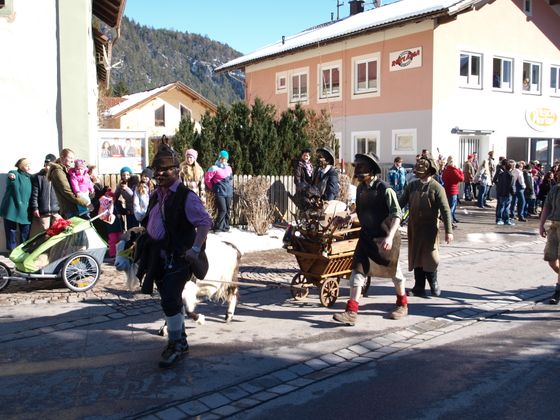 Wilde Fasnacht in Nassereith.