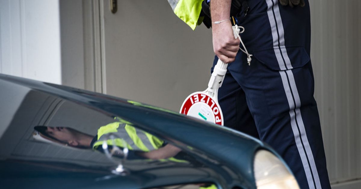 Auf-Drogen-unterwegs-23-J-hriger-mit-schweren-M-ngeln-am-Auto-in-Innsbruck-angehalten