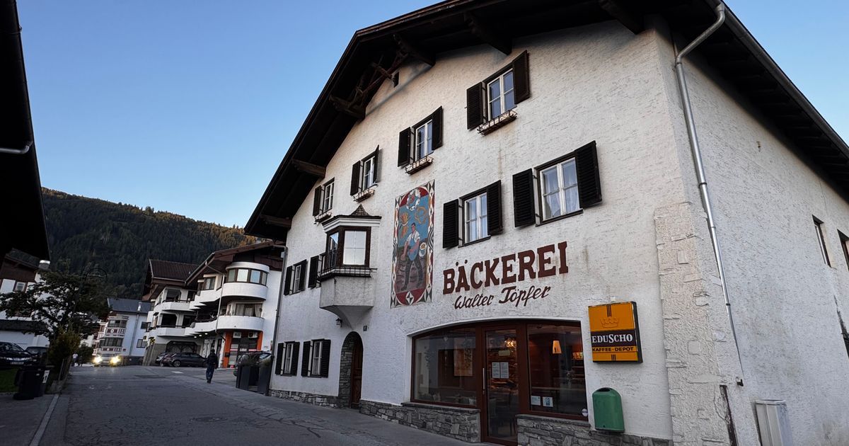 Gewerbe-unter-Druck-Ofen-aus-f-r-die-B-ckerei-T-pfer-in-Axams
