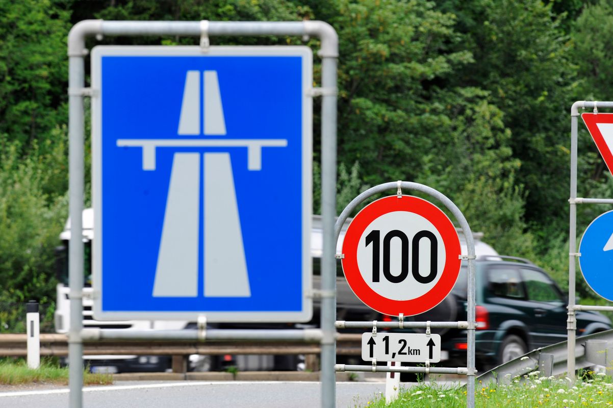 Vorbereitungen für den Ernstfall: Von Tempolimits bis hin zu Fahrverboten