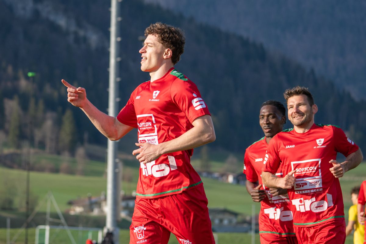 Maxi-maler Erfolg für St. Johann: Seeber und Gruber schossen Leader zum Sieg