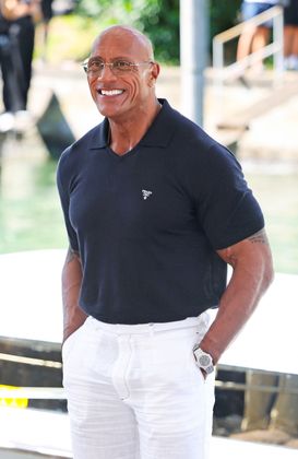 Kraft trifft Klasse: Dwayne Johnson setzte bei den 82. Filmfestspielen von Venedig auf die sportlich-edle Alpine Eagle von Chopard.
