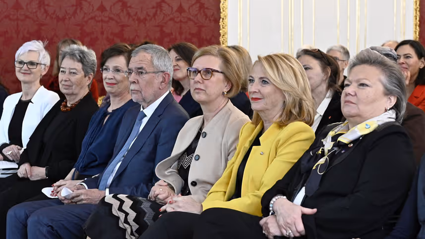 Noch „ein bissl was zu tun“: Viele Appelle zum Frauentag