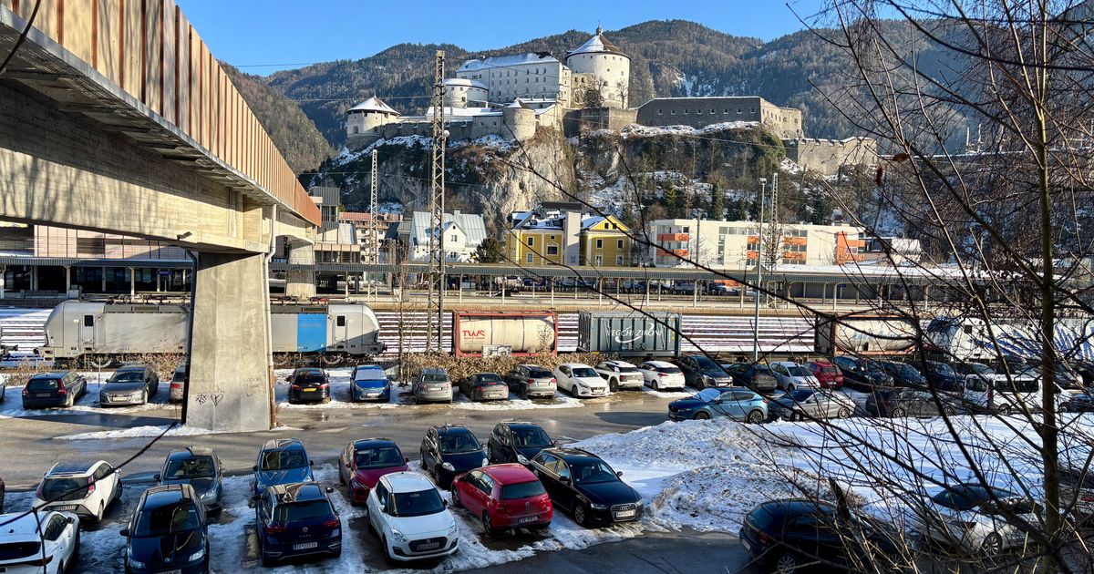 Nach-nderung-beim-Park-Ride-Platz-Kufstein-gibt-Arbeitnehmer-Parkkarten-aus