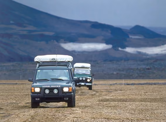 Land Rover Experience: Zu den Geländegängern gibt’s maßgeschneiderte Abenteuer-Touren auf allen Kontinenten.