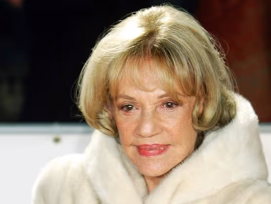 31. Juli: Jeanne Moreau (✝ 89) | Die französische Filmlegende hat in ihren mehr als 150 Filmen mit allen großen Regisseuren der Welt zusammengearbeitet – von Michelangelo Antonioni über Orson Welles bis hin zu Wim Wenders und Francois Ozon. Jeanne Moreau war die Muse der Nouvelle Vague.