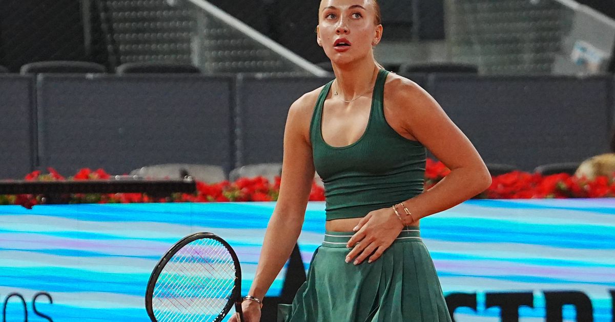 Potapova-servierte-Muchova-ab-und-steht-in-der-dritten-Rom-Runde