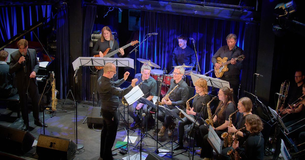 Big-Band-Sound-Innnseit-n-spielt-im-Tux-Center