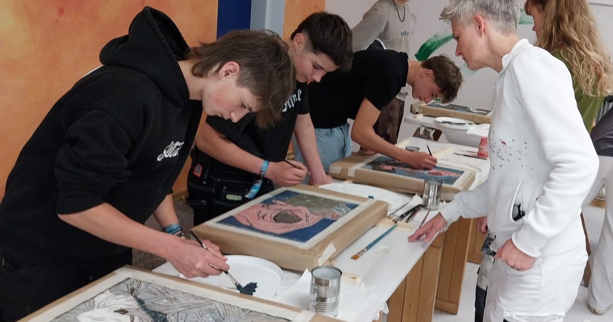 Frischer-Glanz-am-alten-Glaubensweg-Jugendliche-retten-kulturelles-Erbe-im-Lechtal