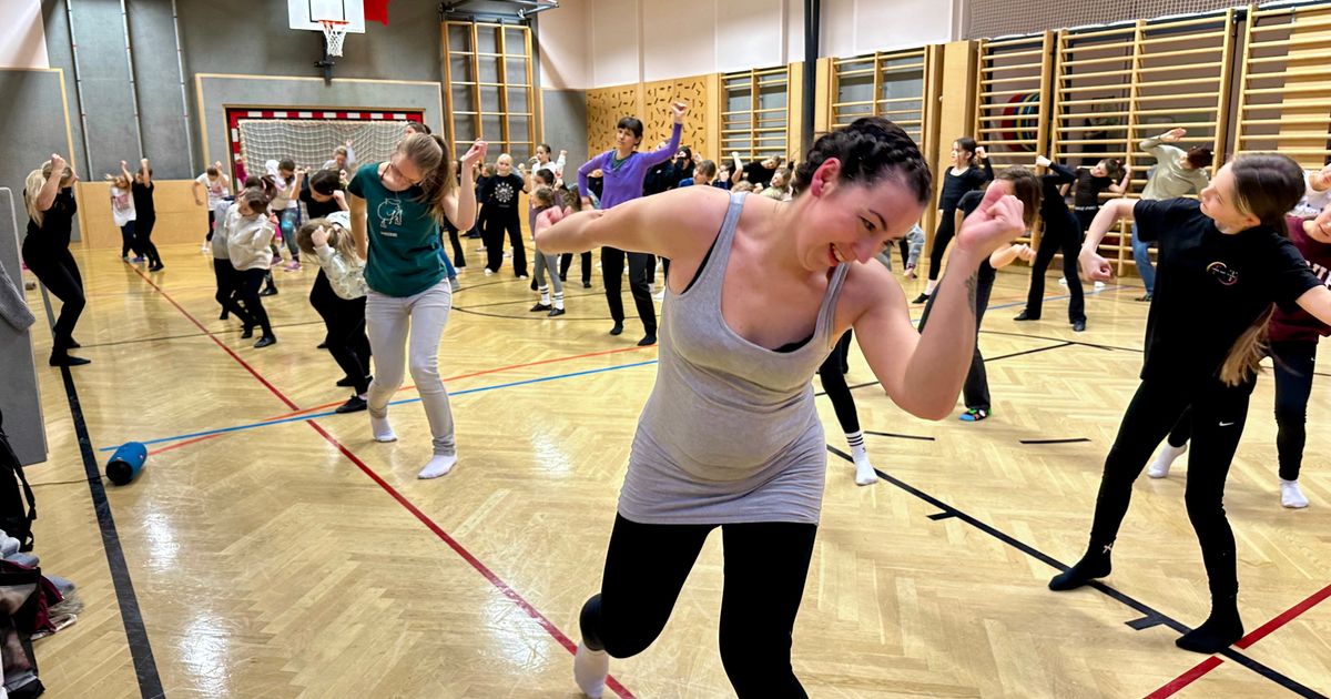 -Habe-es-selbst-erlebt-Lienzerin-tanzt-mit-Tochter-gegen-Gewalt-an-Frauen