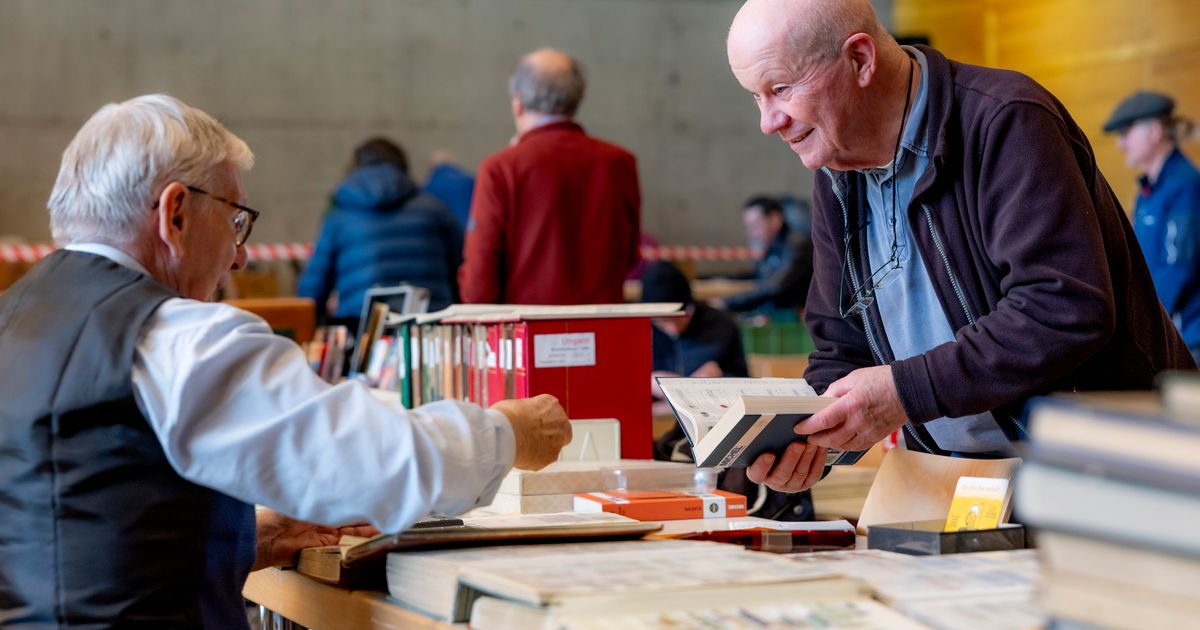 B-rse-der-Tiroler-Briefmarken-Sammler-Wo-alte-Sch-tze-liegen-aber-die-Jungen-fehlen