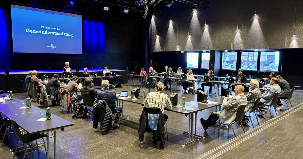 Stasi remarks by Kufstein city councilor: City councilors reject ...