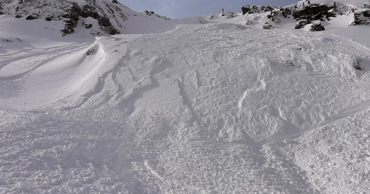 Lawinenserie-forderte-zwei-Todesopfer-in-Tirol-weiterer-Wintersportler-in-Lebensgefahr