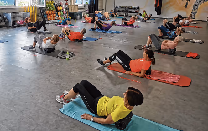 KURSPROGRAMM: Das vielseitige Kurs-Programm im OLYMPIC GYM verspricht abwechslungsreiches Training. Egal, bb Anfänger oder Fortgeschrittene – wir haben für jeden etwas dabei.
