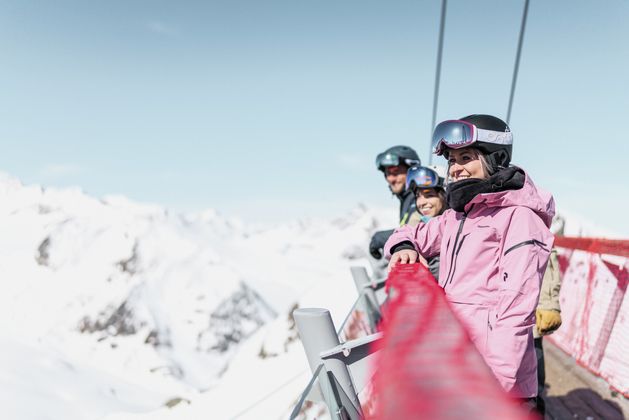 ie BIG3-Plattformen im Skigebiet offenbaren ein prächtiges alpines Panorama. 