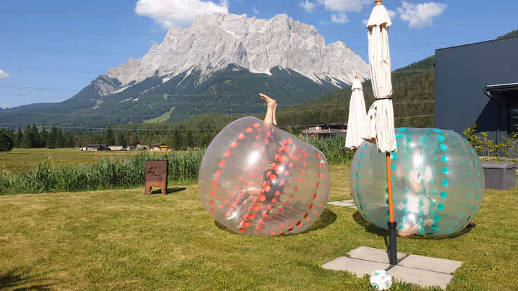 bubble soccer | samju |