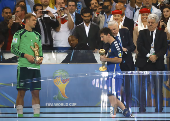 Manuel Neuer wurde zum besten Keeper des Turniers ausgezeichnet, Lionel Messi erhielt die Trophäe für den besten Spieler.