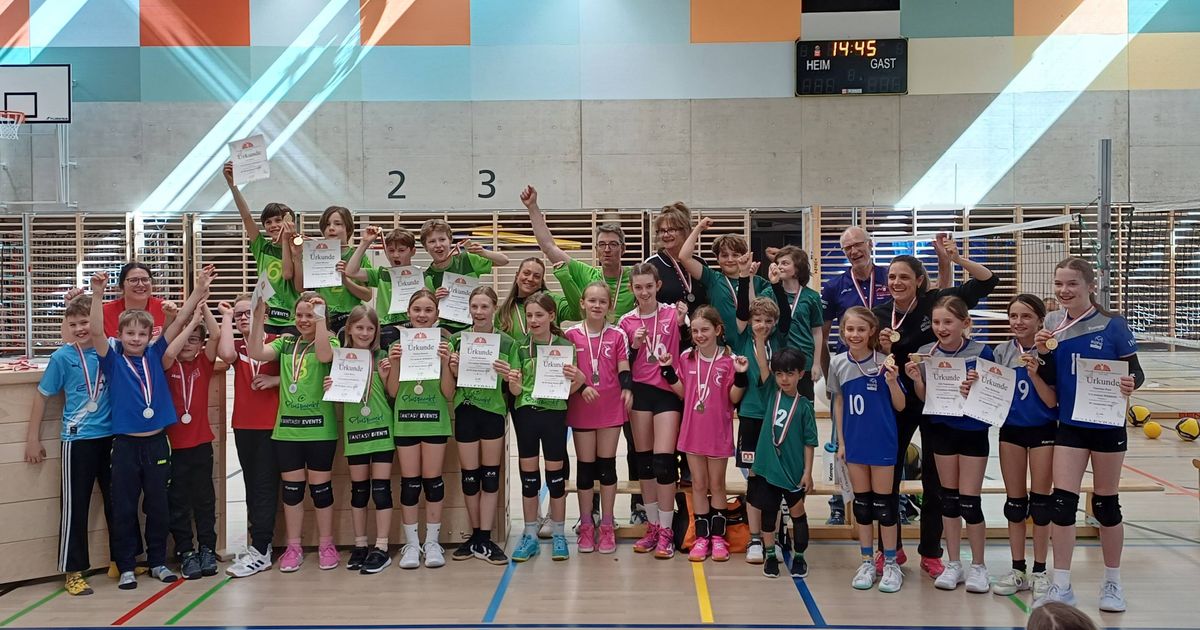 Gesmasht-und-gebaggert-Das-sind-Tirols-junge-Volleyballmeister