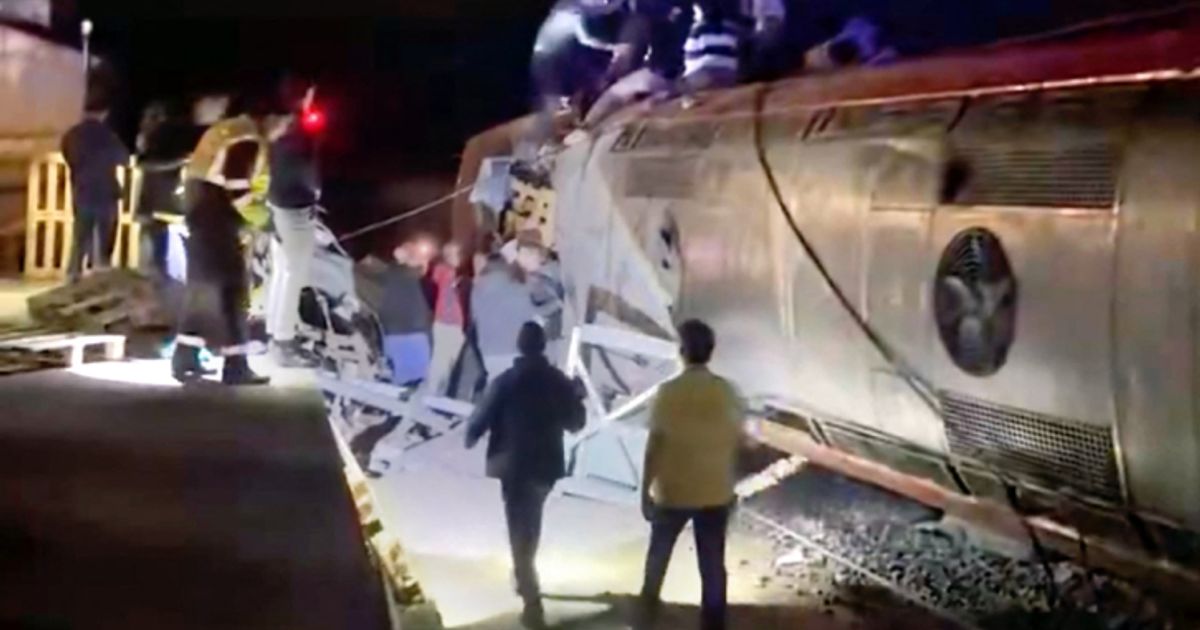 Zugsungl-ck-in-Spanien-Mindestens-40-Tote