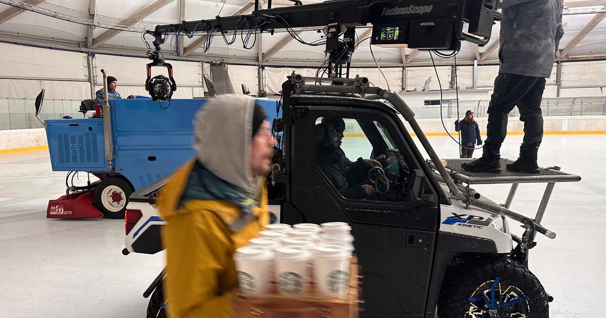 Keine-Filialen-mehr-in-Tirol-aber-Starbucks-Werbedreh-f-r-US-Sportteam