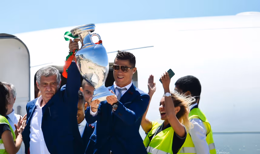 Zehntausende Fans bereiteten Portugal heldenhaften Empfang