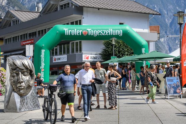 Am Eingang der Sommerfußgängerzone herrschte ein Kommen und Gehen.