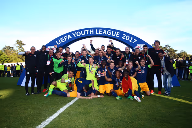 "Spätestens heute weiß man in Europa, dass auch in Österreich richtig guter Fußball gespielt wird." Coach Marco Rose nach dem 2:1-Finalsieg von Red Bull Salzburg im Youth-League-Finale gegen Benfica Lissabon.