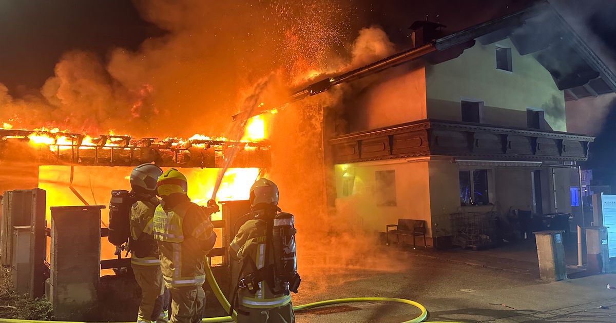Gro-brand-bei-Wohnhaus-in-Langkampfen-Garage-brannte-v-llig-aus-hoher-Schaden